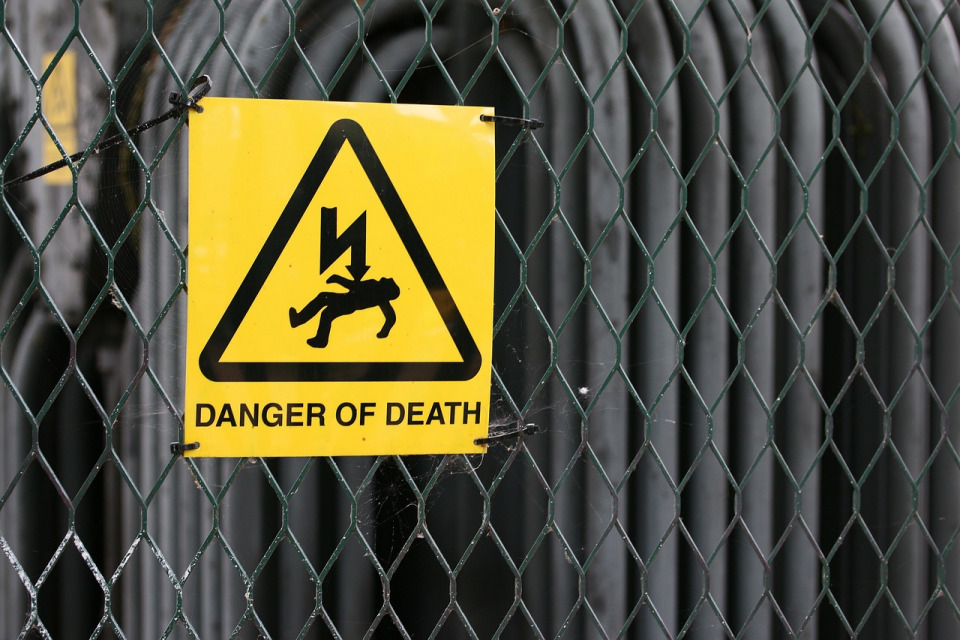 Electric fence installation